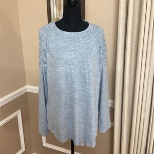 NWOT Women’s Top Blue Heather XL